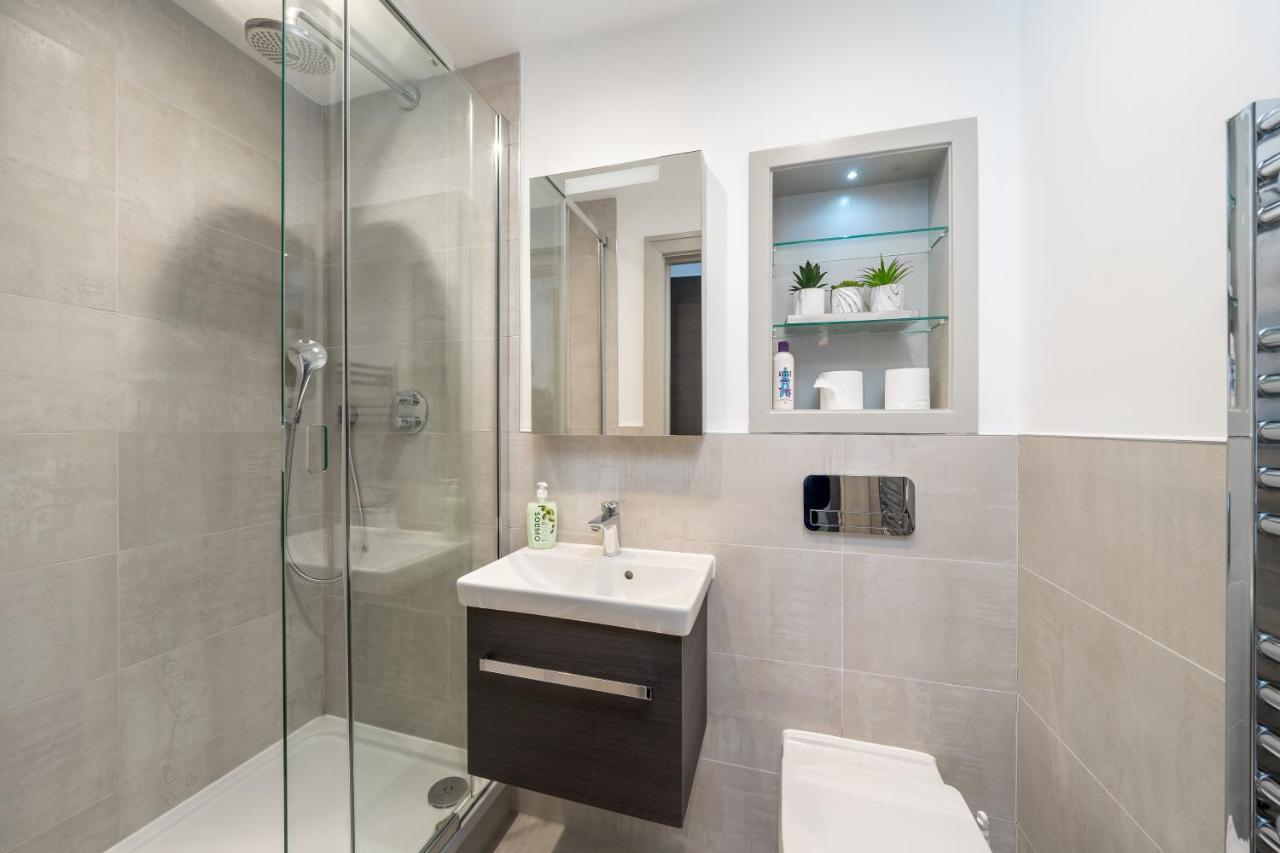 Modern London City Apartment - Victoria Line Exterior photo