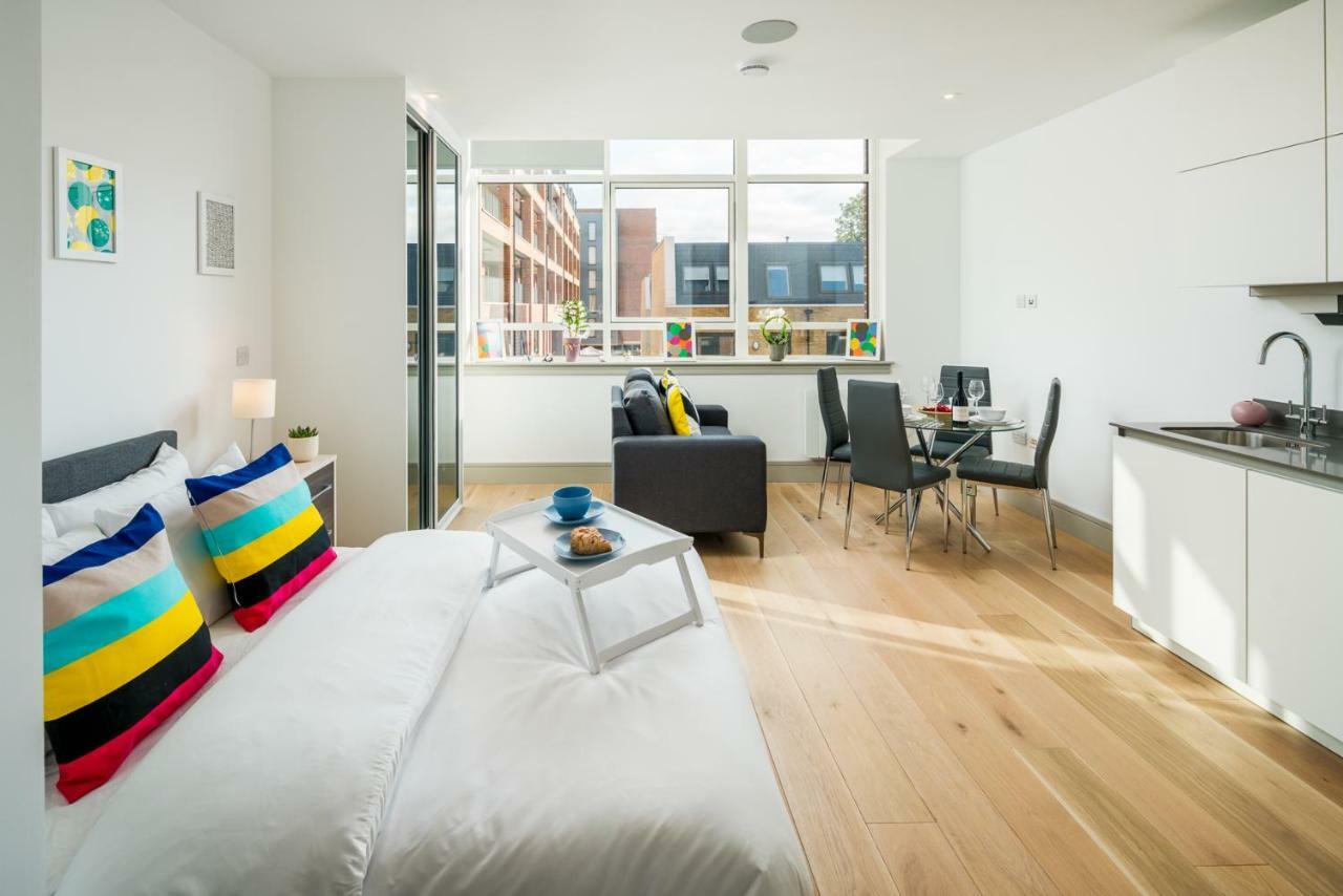 Modern London City Apartment - Victoria Line Exterior photo